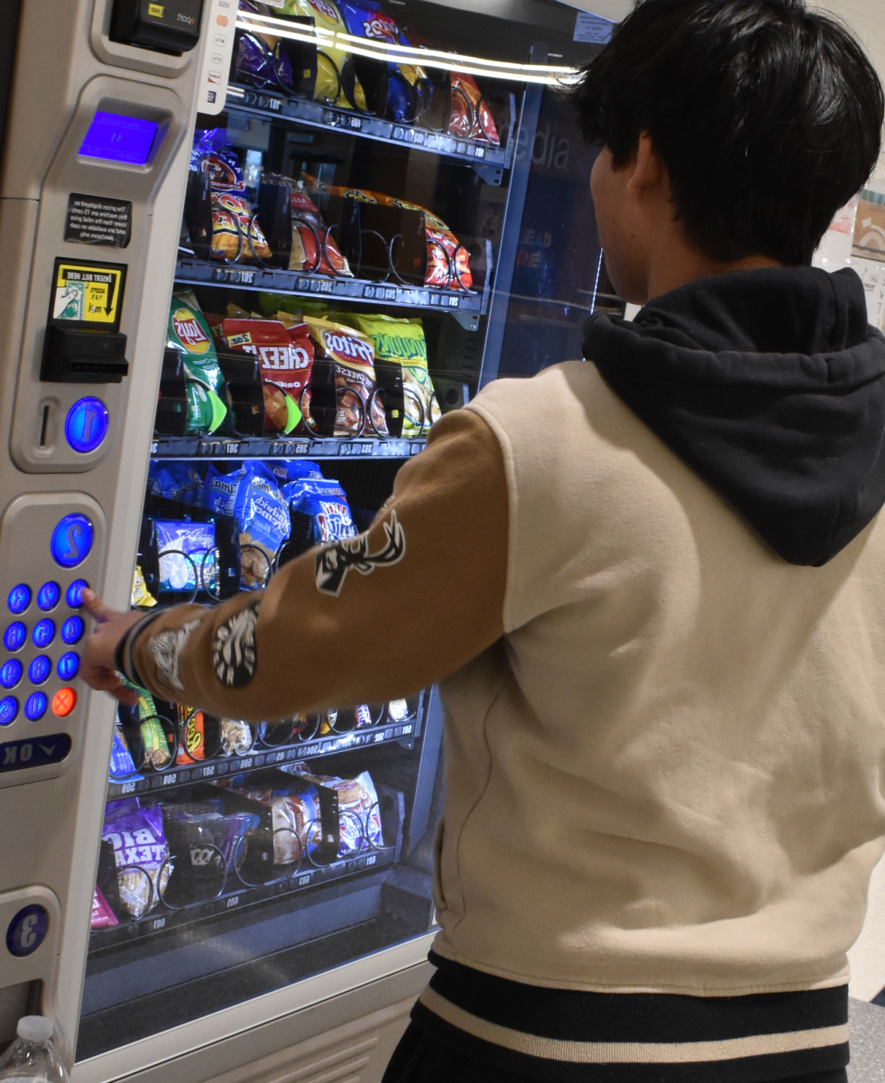 The addition of several vending machines on campus has left students unsatisfied. 