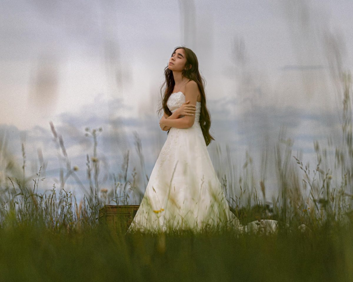 Singer-songwriter Joyce Estrada releases first single